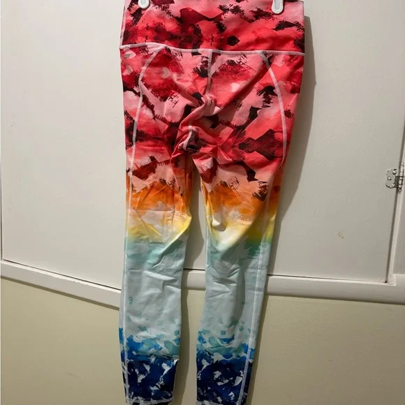 Fabletics Set: Sports Bra + Legging - Picture 3 of 6